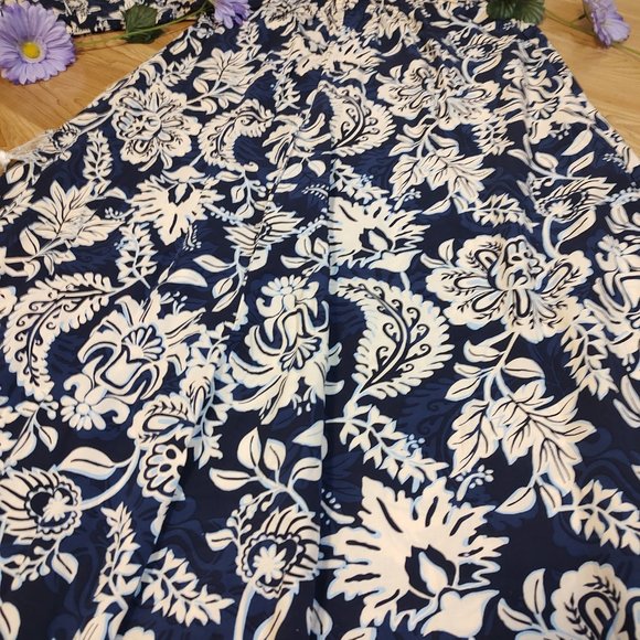 Top and Skirt Coordinating Set A-line, Beautiful floral pattern -NEW without tag - Picture 7 of 10